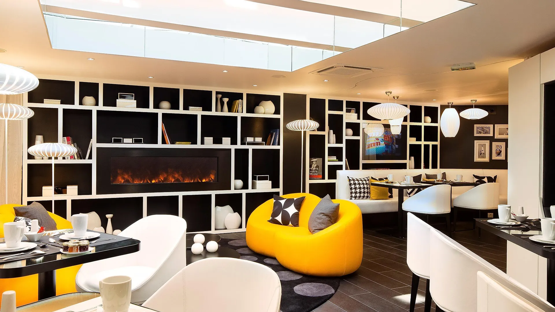 Hotel Ekta Champs Elysees Paris 4*,  France