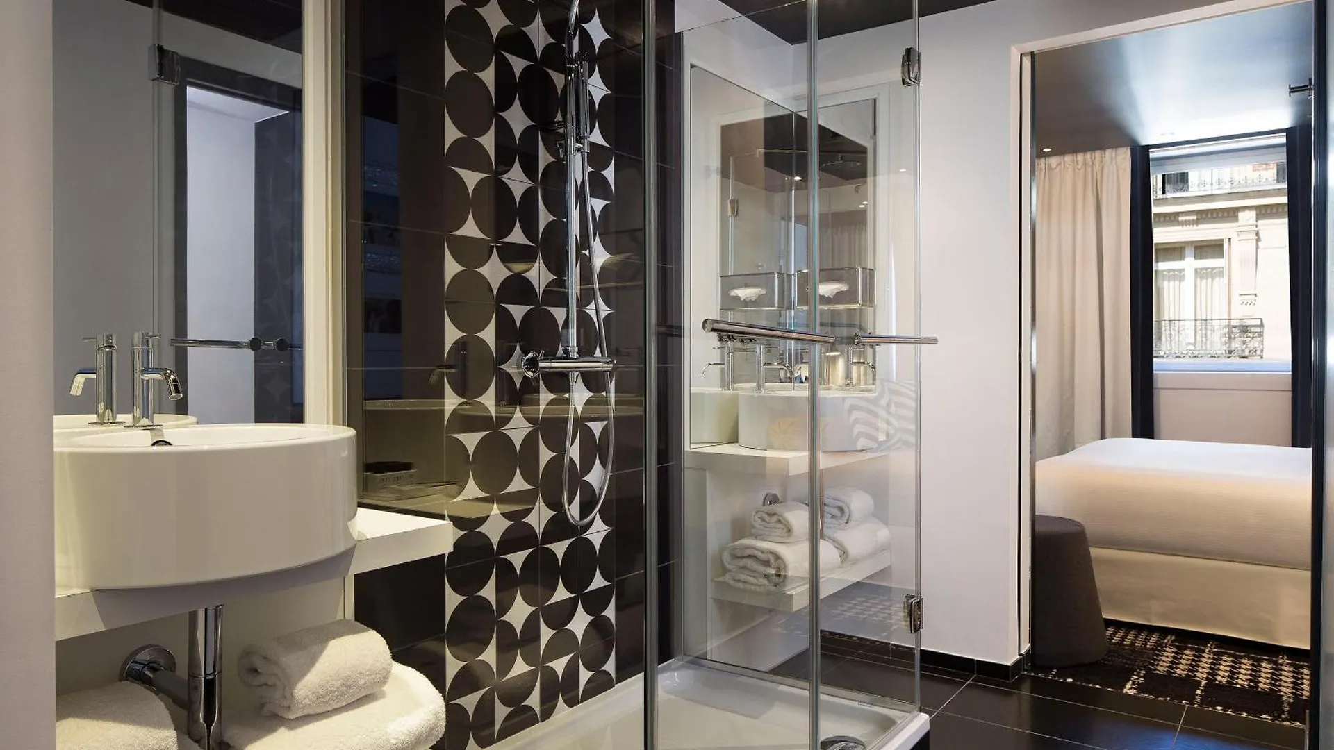 Hotel Ekta Champs Elysees Paris