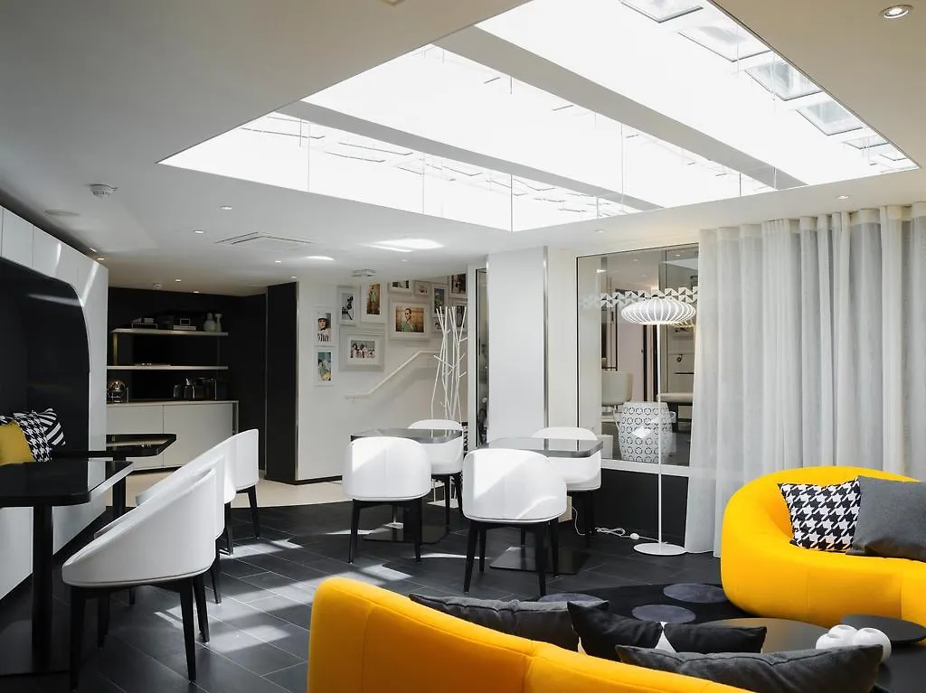Hotel Ekta Champs Elysees Paris 4*,  France