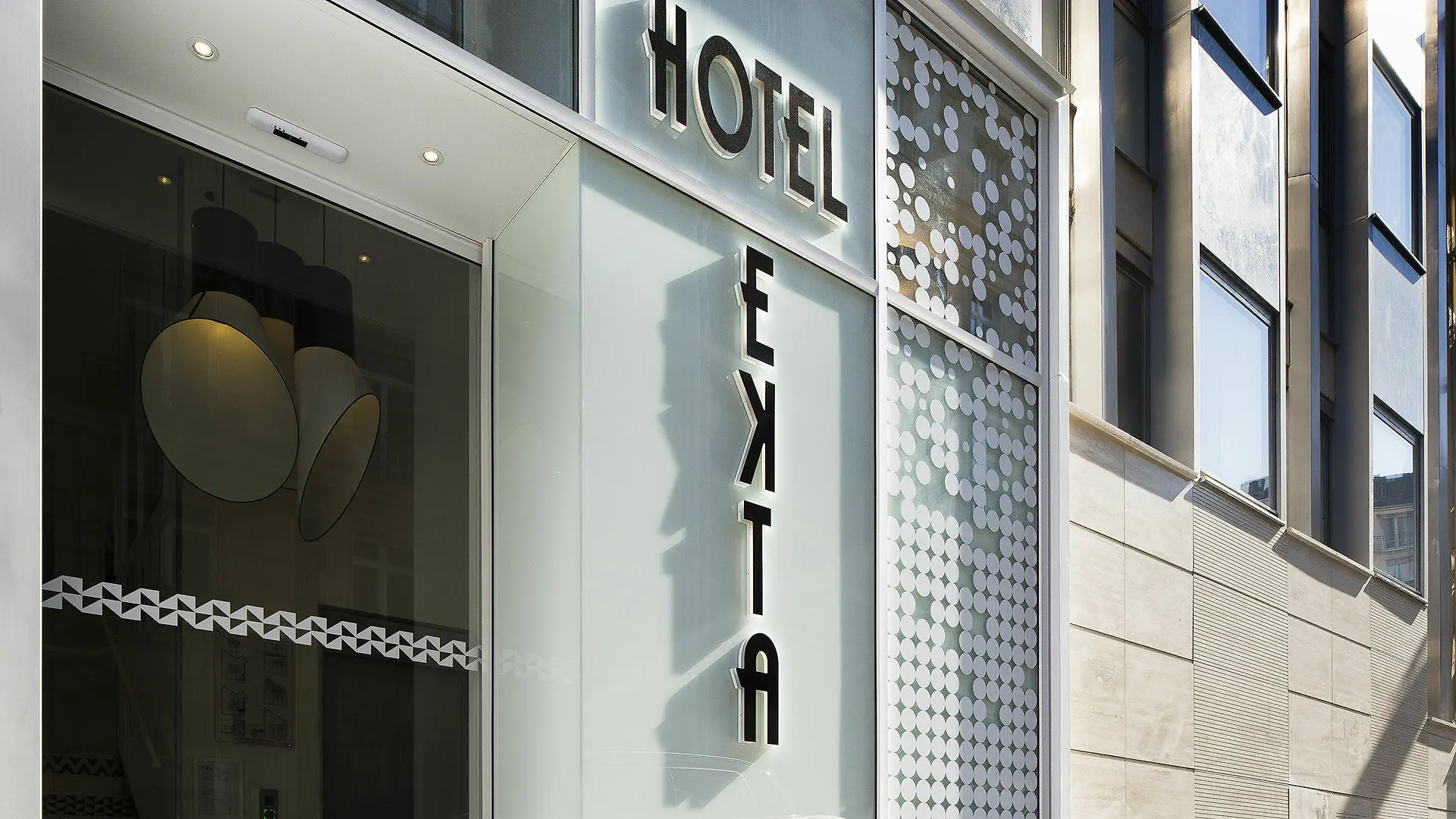 Hotel Ekta Champs Elysees Paris